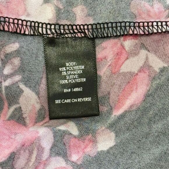 Torrid Black and Pink Floral Surplice Sheer Sleeve Polyester Top Sz XXL - Picture 12 of 13